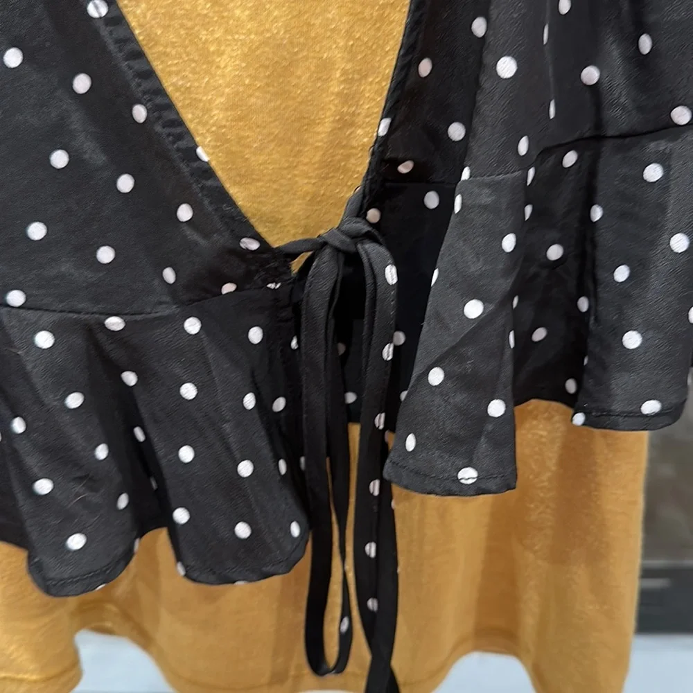 Princess Polly Stella Wrap Top - Picture 2 of 8